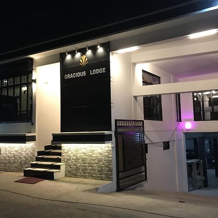 Gracious Lodge Shillong Zewnętrze zdjęcie